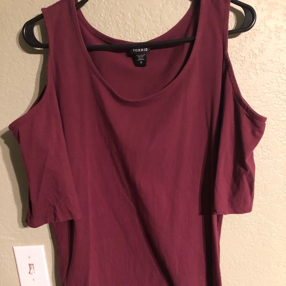 torrid Tops - Torrid Foxy Cold Shoulder Shirt